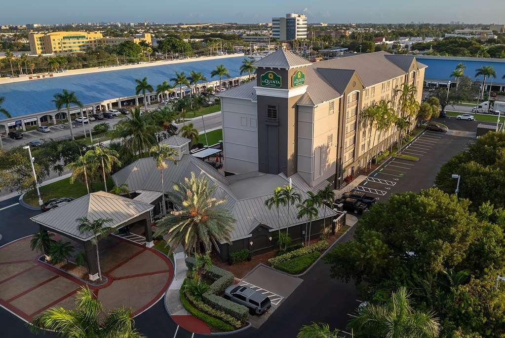 Hotel La Quinta By Wyndham Miami Airport West Sweetwater Zewnętrze zdjęcie