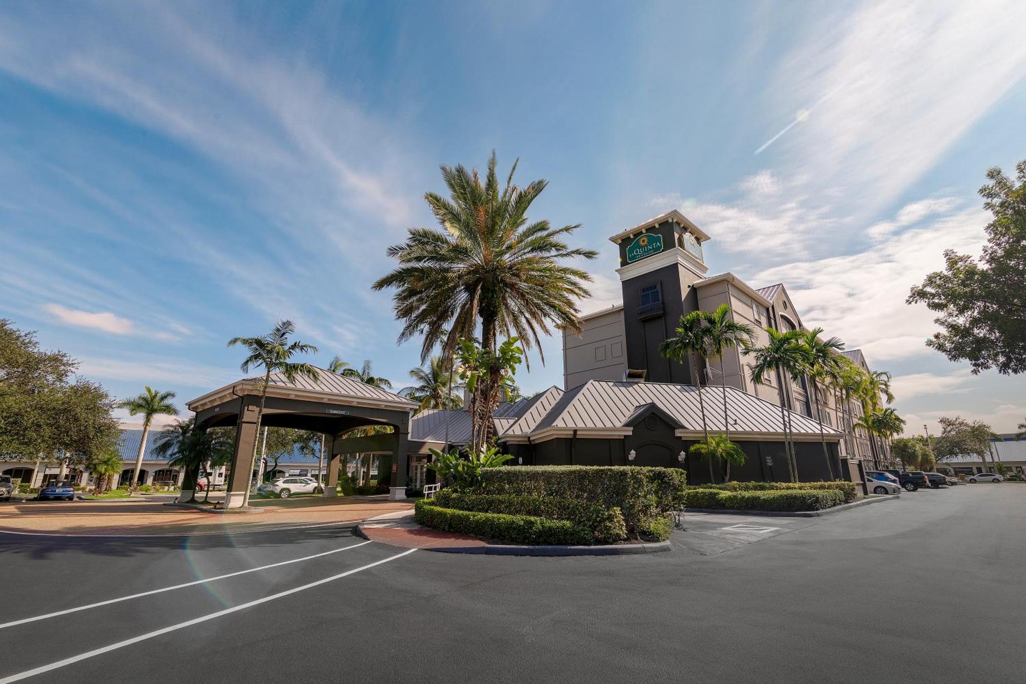 Hotel La Quinta By Wyndham Miami Airport West Sweetwater Zewnętrze zdjęcie