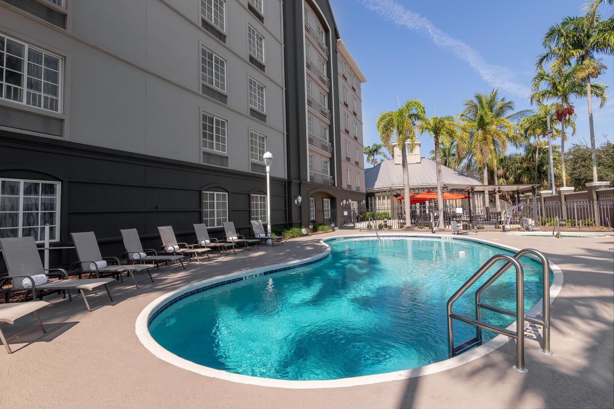 Hotel La Quinta By Wyndham Miami Airport West Sweetwater Zewnętrze zdjęcie