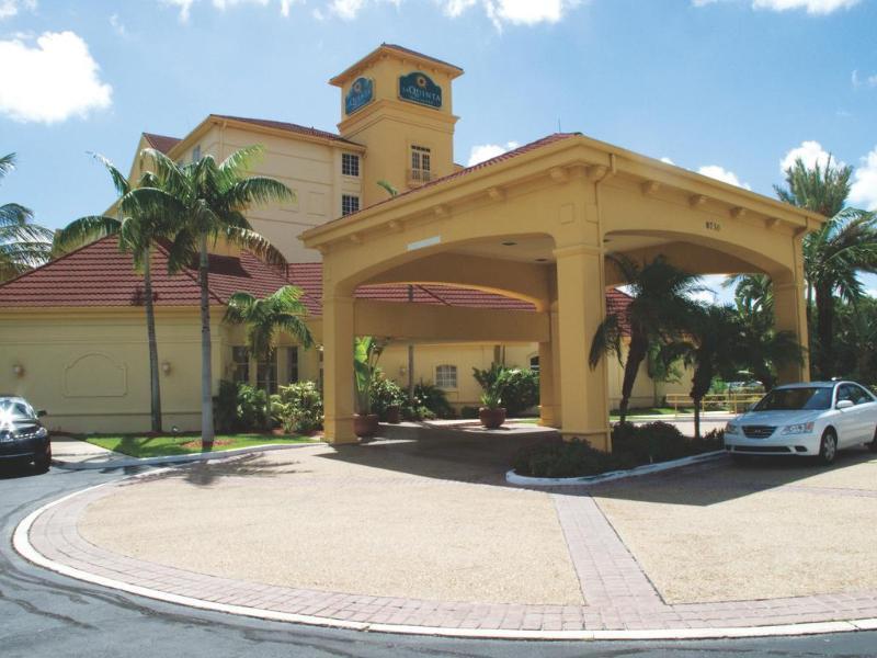 Hotel La Quinta By Wyndham Miami Airport West Sweetwater Zewnętrze zdjęcie